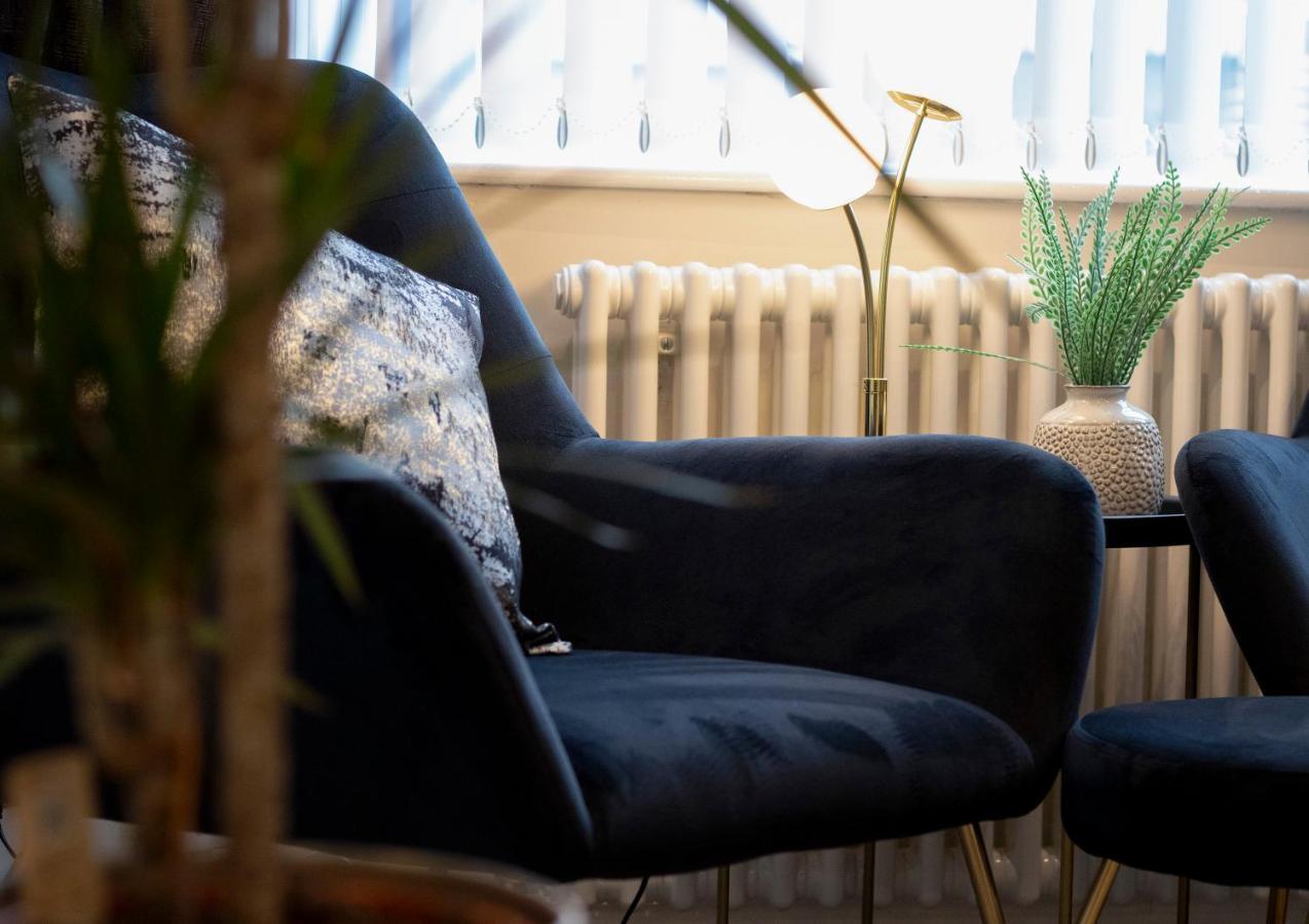The Boutique Sleeps 7 Adults! Hébergement de vacances