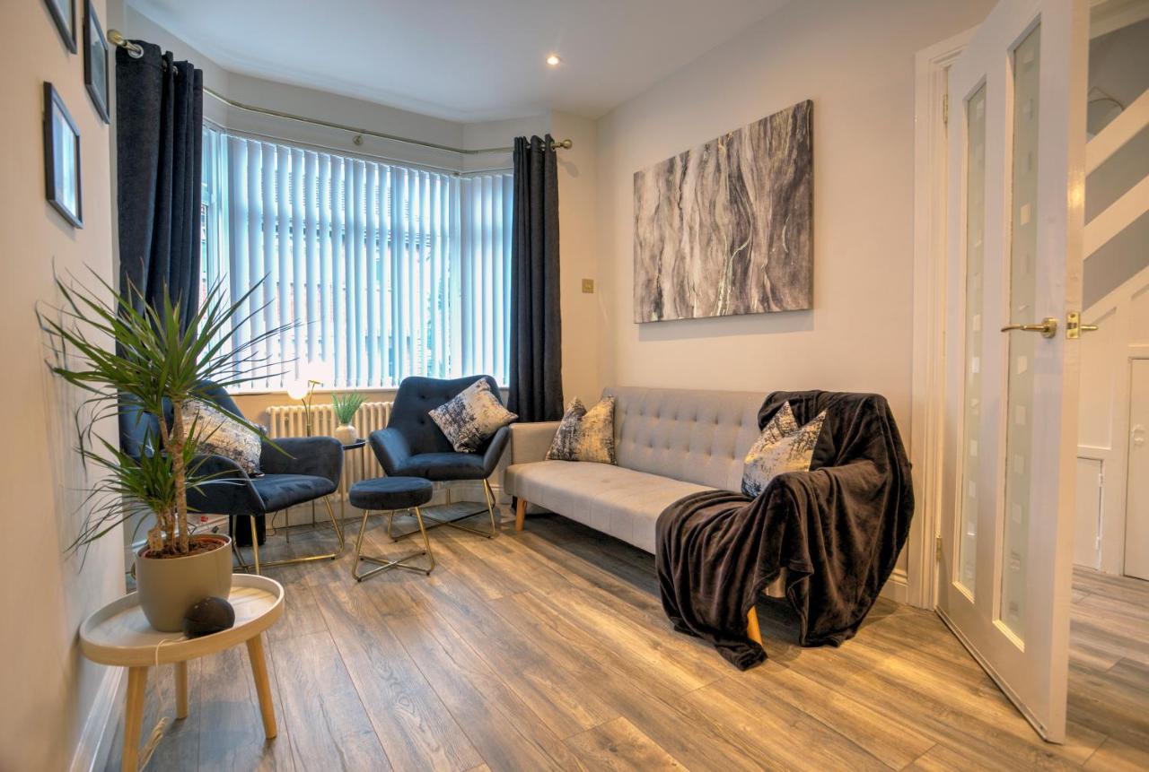 The Boutique Sleeps 7 Adults! Hébergement de vacances